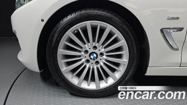 BMW 3 Series GT (F34) GT 320d Luxury 2017 — фото 5