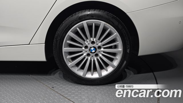 BMW 3 Series GT (F34) GT 320d Luxury 2017 — фото 21