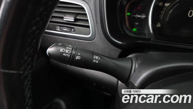 Renault Korea QM6 Gasoline 2WD RE Signature 2019 — фото 30