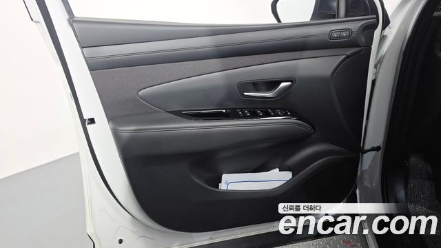 Hyundai Tucson (NX4) Gasoline 1.6 Turbo 2WD Premium 2025 — фото 24