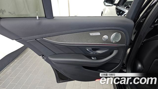 Mercedes-Benz E-Class (W213) E53 AMG 4MATIC+ 2022 — фото 25