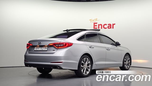 Hyundai Sonata (LF) 2.4 Exclusive 2015 — фото 2