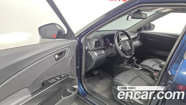 KG Mobility (SsangYong) Very New Tivoli Gasoline 1.5 2WD V3 2022 — фото 10