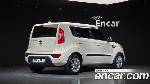 Kia Soul 1.6 GDI Luxury Standard 2012 — фото 2