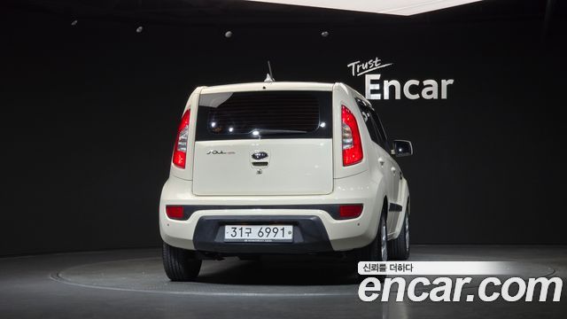 Kia Soul 1.6 GDI Luxury Standard 2012 — фото 4