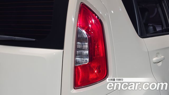 Kia Soul 1.6 GDI Luxury Standard 2012 — фото 17