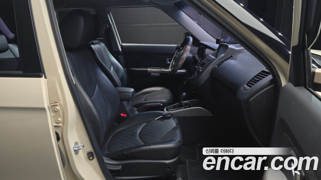 Kia Soul 1.6 GDI Luxury Standard 2012 — фото 20