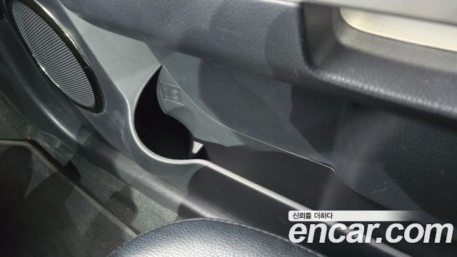 Kia Soul 1.6 GDI Luxury Standard 2012 — фото 24