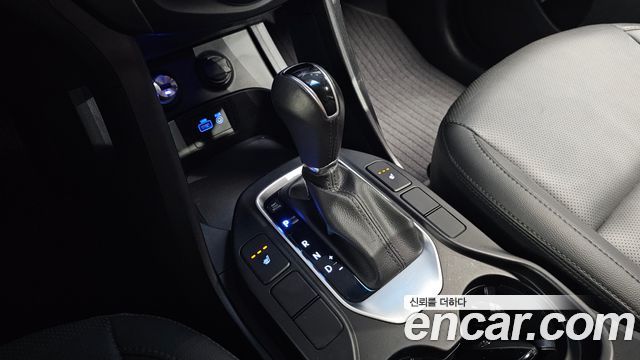 Hyundai Santa Fe The Prime Diesel 2.0 2WD Modern 2016 — фото 9