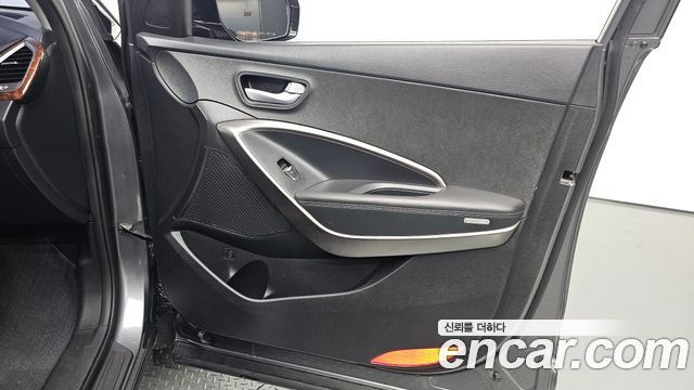 Hyundai Santa Fe The Prime Diesel 2.0 2WD Modern 2016 — фото 21