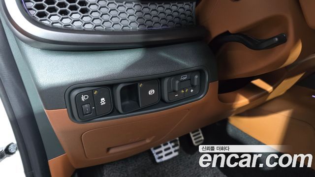 Kia Tasman 2.5T Gasoline 4WD X-Pro 2026 — фото 31