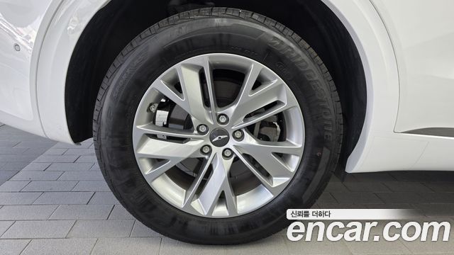 Genesis GV70 2.5T Gasoline 2WD 2024 — фото 5