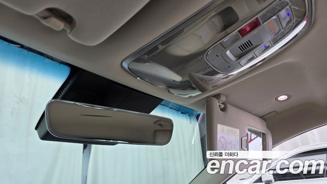 Genesis GV70 2.5T Gasoline 2WD 2024 — фото 17