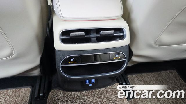 Genesis GV70 2.5T Gasoline 2WD 2024 — фото 19