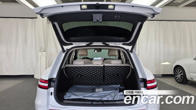 Genesis GV70 2.5T Gasoline 2WD 2024 — фото 20