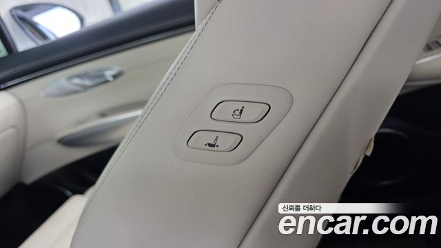 Genesis GV70 2.5T Gasoline 2WD 2024 — фото 32