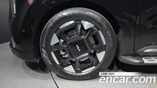 Kia Carnival (IV) Gasoline 9-Seater Hi Limousine (7-seater Limousine(Special vehicle) 2024 — фото 5