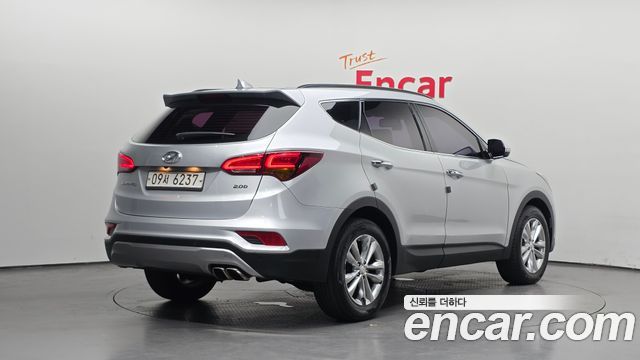 Hyundai Santa Fe The Prime Diesel 2.0 2WD Value Plus 2018 — фото 2