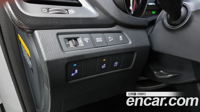 Hyundai Santa Fe The Prime Diesel 2.0 2WD Value Plus 2018 — фото 14