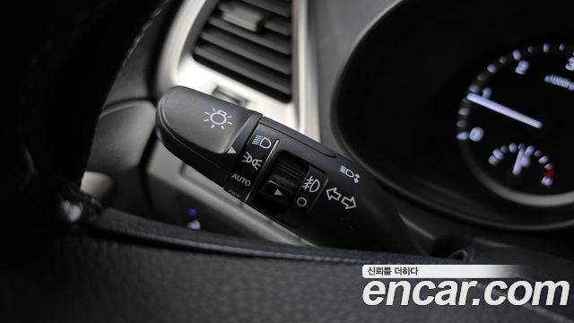 Hyundai Santa Fe The Prime Diesel 2.0 2WD Value Plus 2018 — фото 15