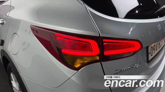 Hyundai Santa Fe The Prime Diesel 2.0 2WD Value Plus 2018 — фото 23