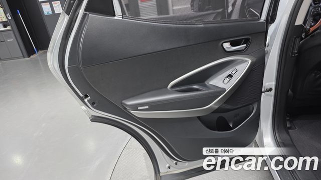 Hyundai Santa Fe The Prime Diesel 2.0 2WD Value Plus 2018 — фото 25