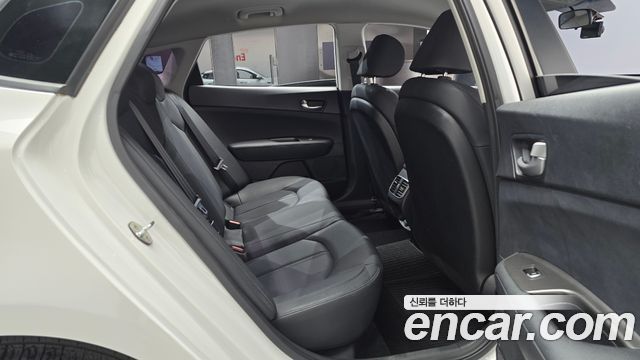 Kia K5 (II) 1.7 Diesel Prestige 2019 — фото 11