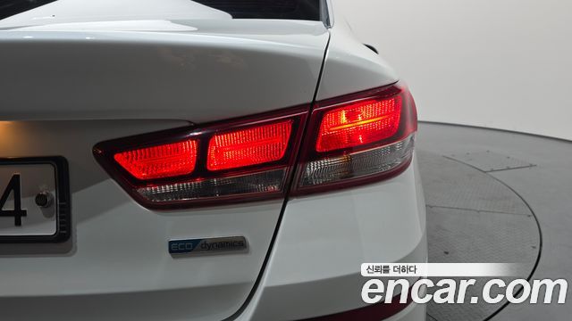 Kia K5 (II) 1.7 Diesel Prestige 2019 — фото 23