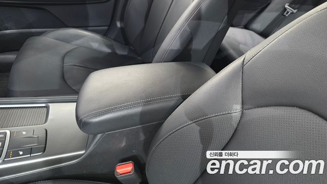 Kia K5 (II) 1.7 Diesel Prestige 2019 — фото 30