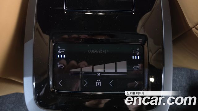 Volvo S90 T8 AWD Ultimate Bright 2023 — фото 31