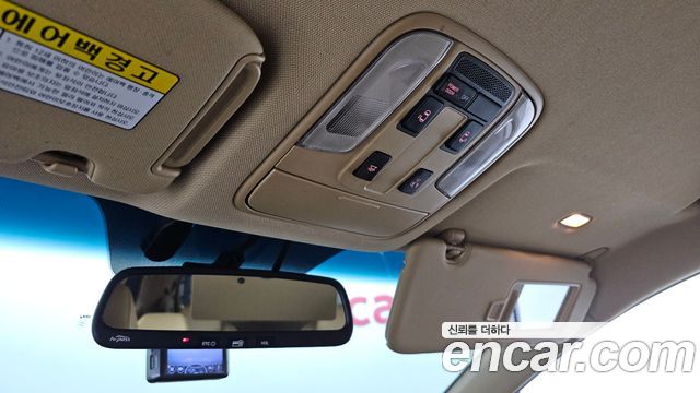 Kia Carnival 9-seater Prestige 2016 — фото 15