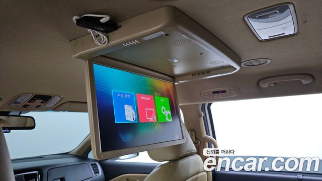 Kia Carnival 9-seater Prestige 2016 — фото 16