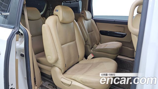 Kia Carnival 9-seater Prestige 2016 — фото 26