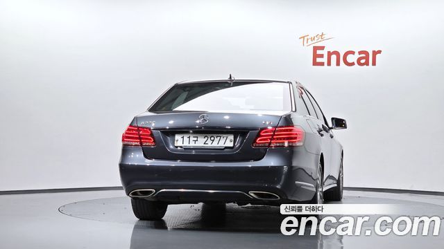 Mercedes-Benz E-Class (W212) E220 CDI Avantgarde 2016 — фото 4