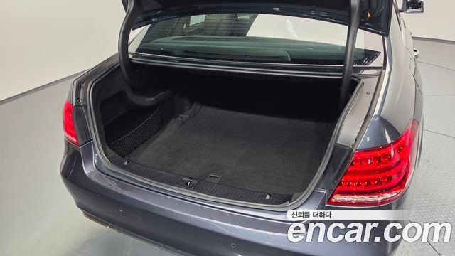 Mercedes-Benz E-Class (W212) E220 CDI Avantgarde 2016 — фото 35