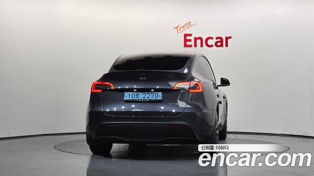 Tesla Model Y Long Range AWD 2021 — фото 4