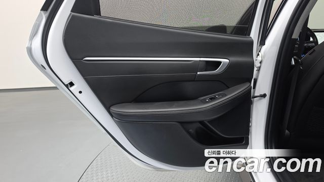 Hyundai Sonata The Edge (DN8) 2.0 Premium 2024 — фото 25