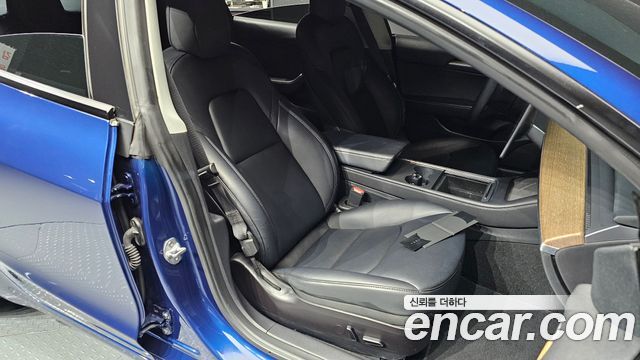 Tesla Model 3 Long Range AWD 2022 — фото 12