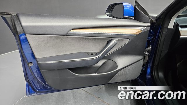 Tesla Model 3 Long Range AWD 2022 — фото 24