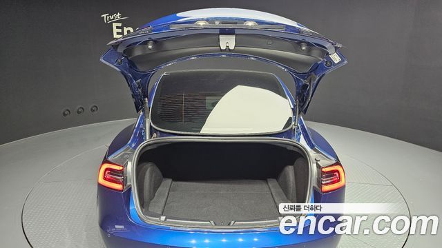 Tesla Model 3 Long Range AWD 2022 — фото 38
