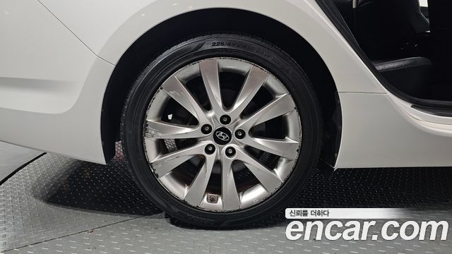 Hyundai i40 2.0 GDi D spec 2014 — фото 5