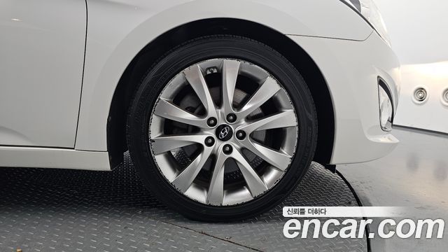 Hyundai i40 2.0 GDi D spec 2014 — фото 20