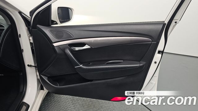Hyundai i40 2.0 GDi D spec 2014 — фото 23