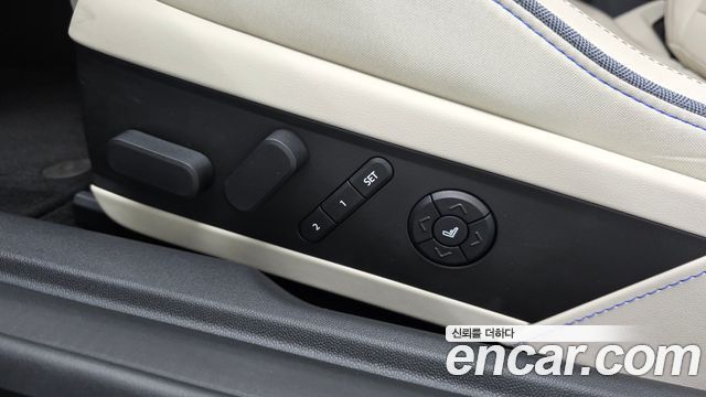 MINI Cooper Electric (IV) SE Favoured 2024 — фото 20