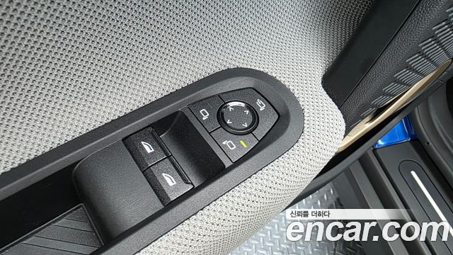 MINI Cooper Electric (IV) SE Favoured 2024 — фото 27