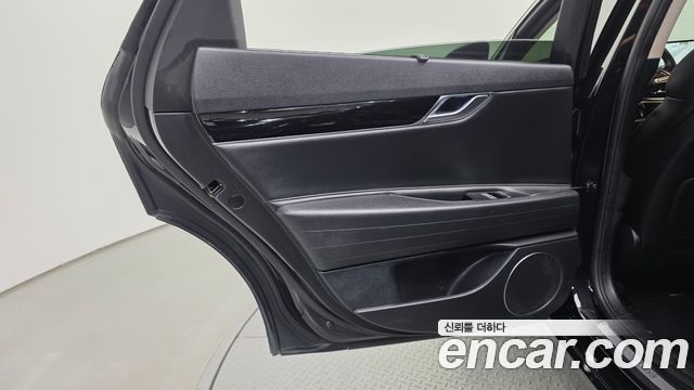 Genesis G80 (RG3) Gasoline 2.5 Turbo AWD 2023 — фото 25