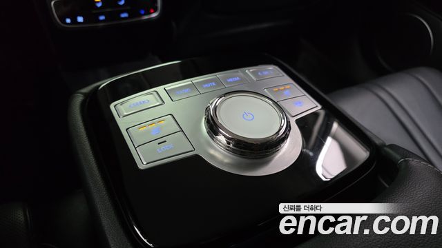 Genesis G80 (RG3) Gasoline 2.5 Turbo AWD 2023 — фото 28