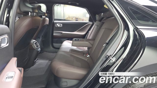 Hyundai Ioniq 6 Long Range Prestige 2023 — фото 12