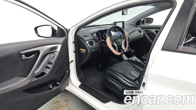 Hyundai Avante (MD) M16 GDI Luxury 2012 — фото 10