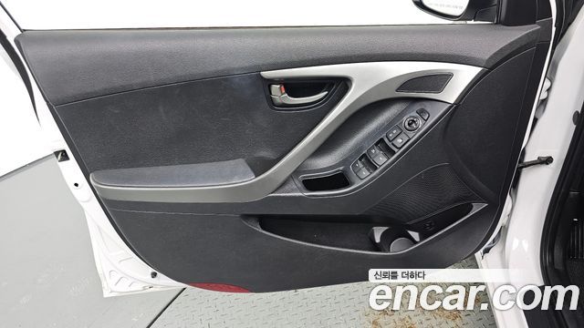 Hyundai Avante (MD) M16 GDI Luxury 2012 — фото 24